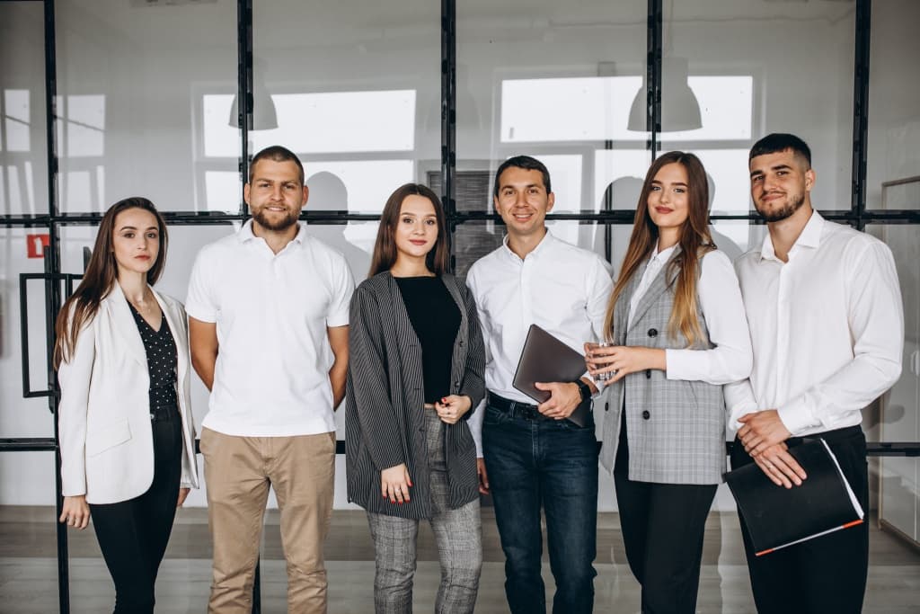 Групповое фото сотрудников